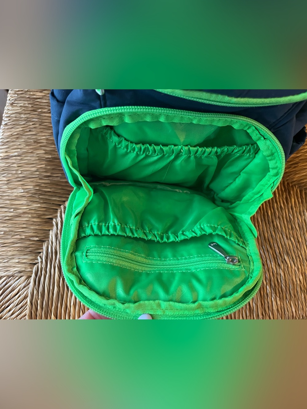 Lug Caddy Vertical Toiletry Bag Crossbody Navy Blue Lime Green Trim Travel - Picture 8 of 15